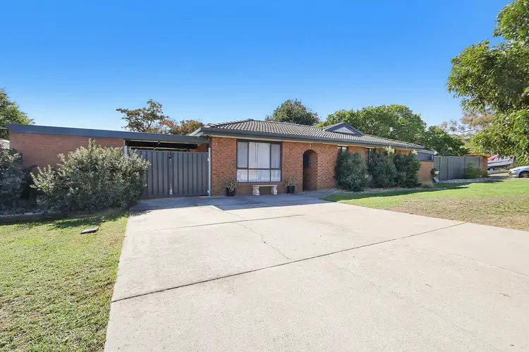 11 Candlebark Street, Thurgoona NSW 2640