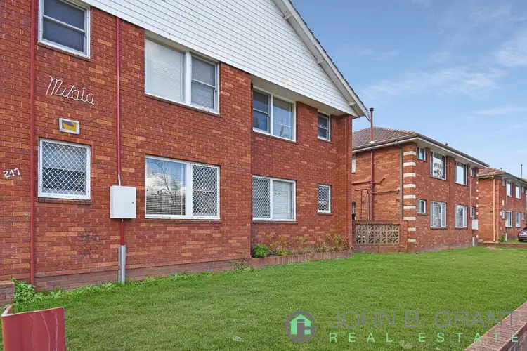 3/247 The Horsley Drive, Fairfield NSW 2165