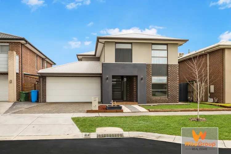7 Clovis Avenue, Clyde North VIC 3978