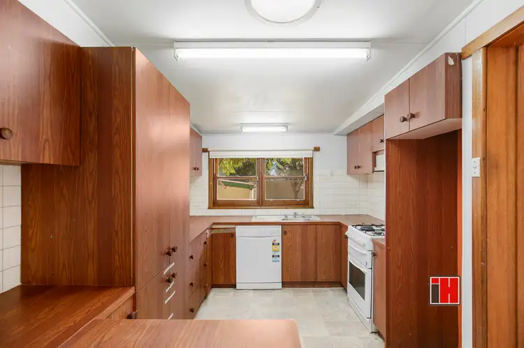 Fourth view of Homely house listing, 2 York Street, Reservoir VIC 3073