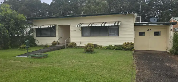 43 Saint Johns Drive, Croudace Bay NSW 2280