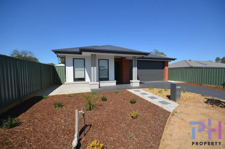 5 Crimson Court, Kangaroo Flat VIC 3555