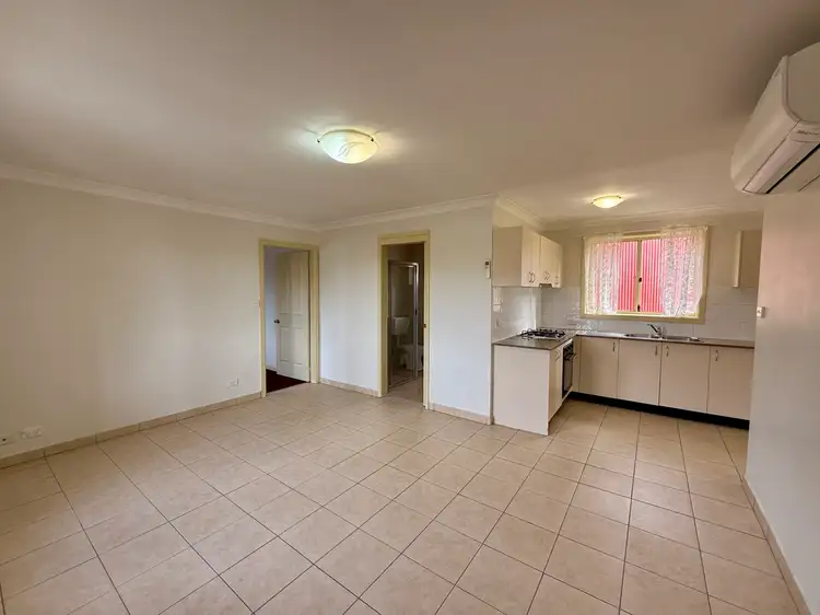4/237 Sharp Street, Cooma NSW 2630