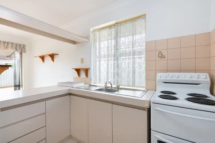 Sixth view of Homely unit listing, 8/9 Merope Close, Rockingham WA 6168
