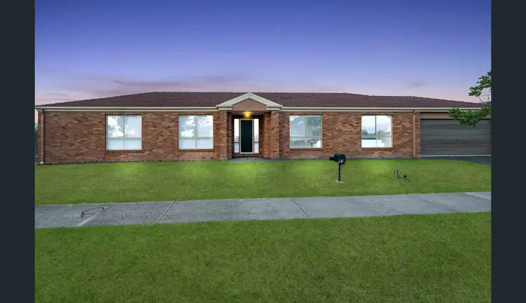 2 REDFERN WAY
