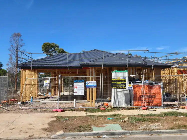 Second view of Homely house listing, 10 Floribunda Road, Tarneit VIC 3029