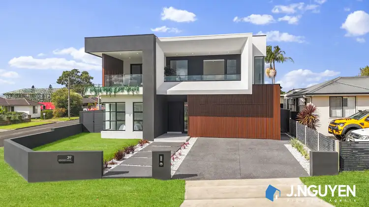 39 Birdwood Avenue, Cabramatta West NSW 2166