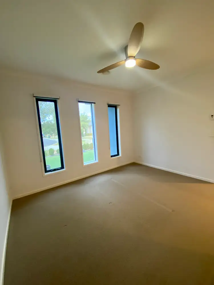 Second view of Homely house listing, 19 Constellation Circuit, Truganina VIC 3029
