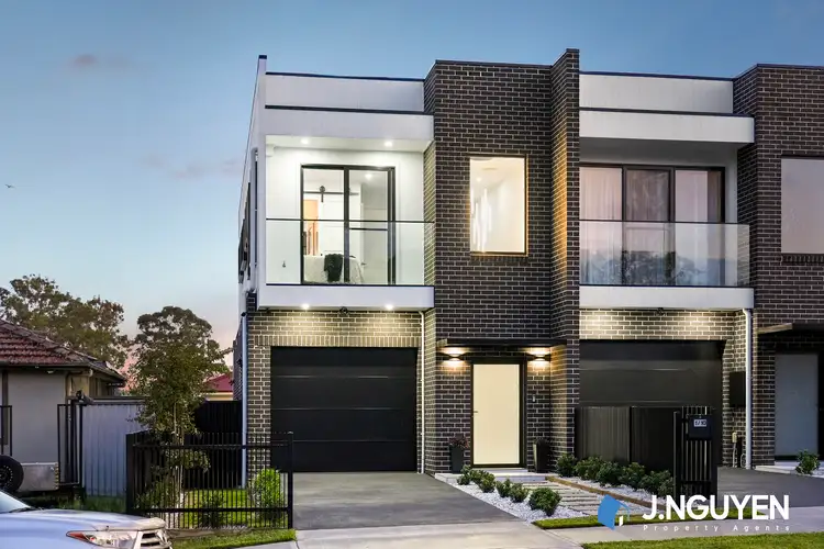 10 Cartwright Avenue