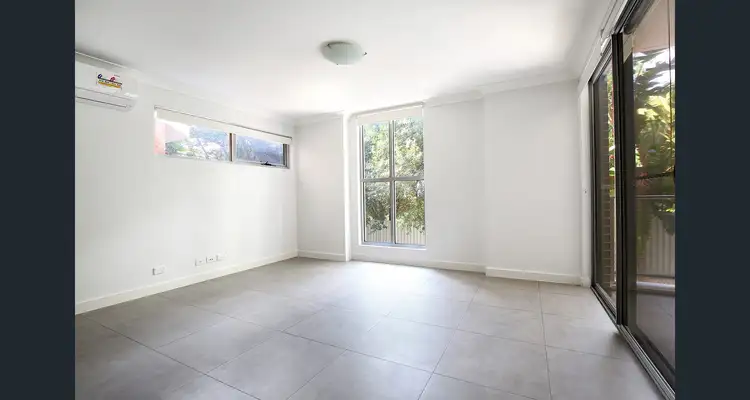 18/28 Lydbrook Street, Westmead NSW 2145