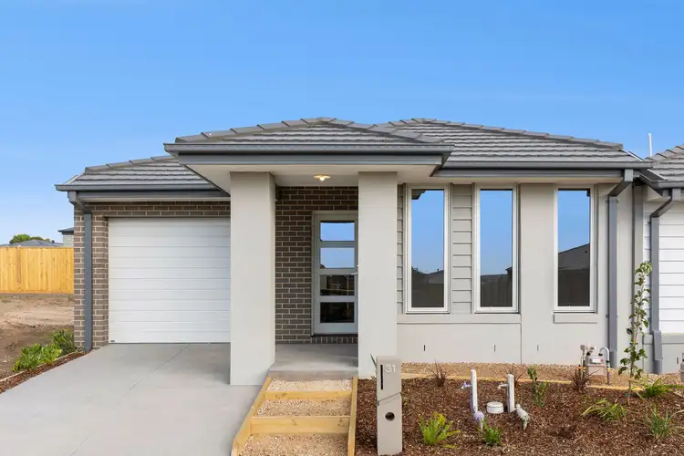31 Mollyan Avenue, Charlemont VIC 3217