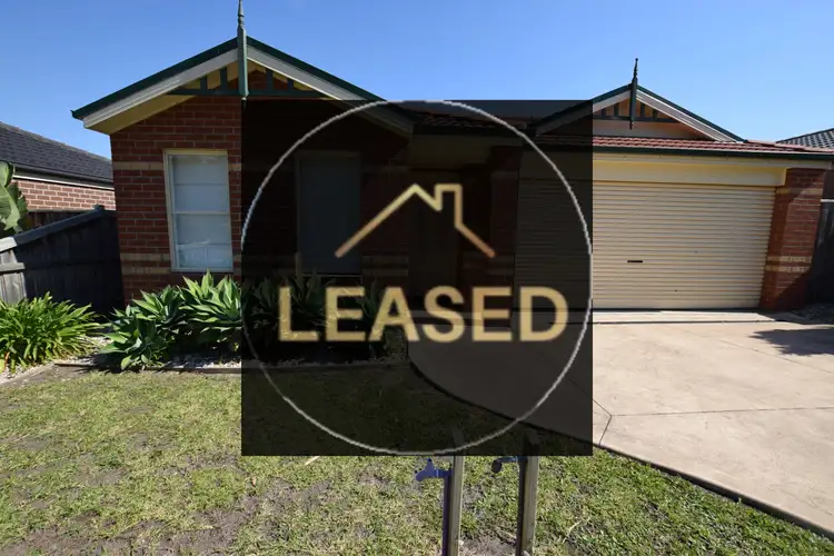 19 Bushranger Boulevard, Cranbourne East VIC 3977