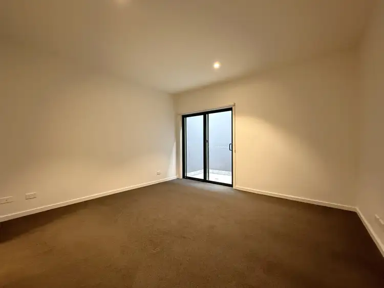 Fifth view of Homely apartment listing, 4/1044 Burke Road, Balwyn VIC 3103