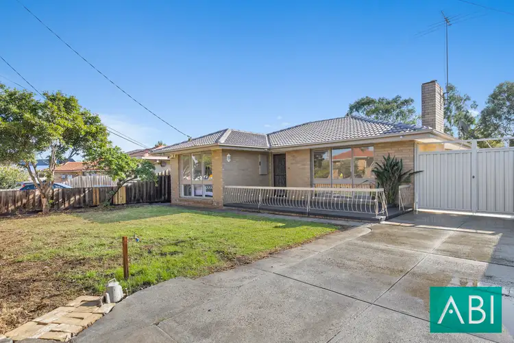 11 Huskisson Avenue, Lalor VIC 3075