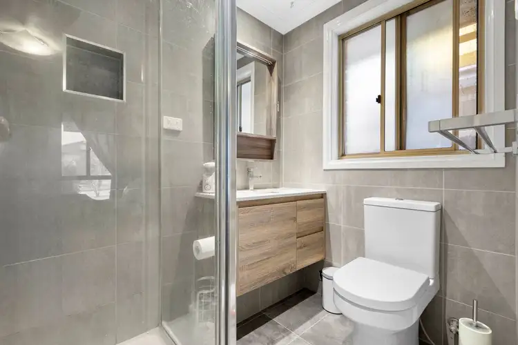 Fourth view of Homely unit listing, 1/3 Ellenvale Drive, Narre Warren VIC 3805