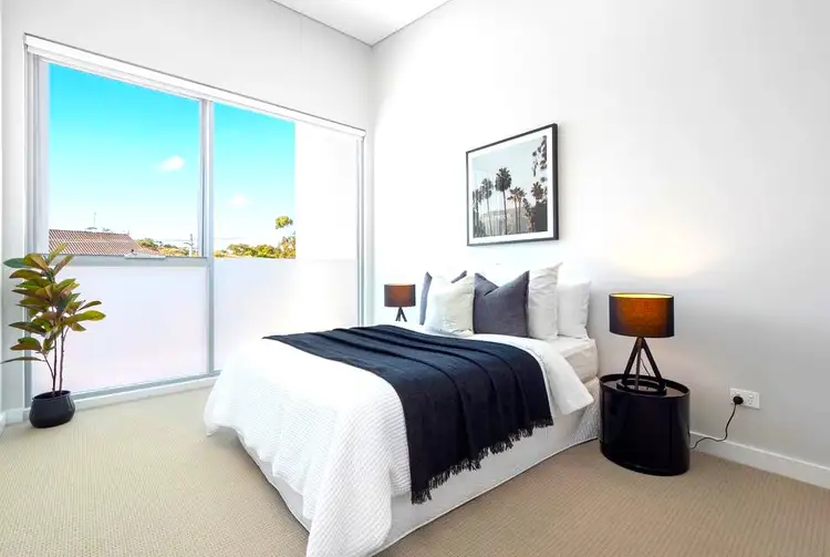 Fourth view of Homely semi-detached listing, 9 - 9A Kenny Ave, Chifley NSW 2036