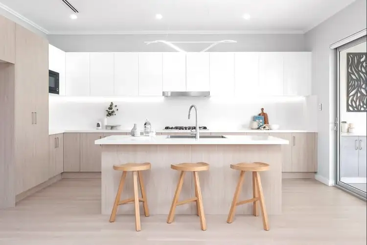Fifth view of Homely semi-detached listing, 9 - 9A Kenny Ave, Chifley NSW 2036