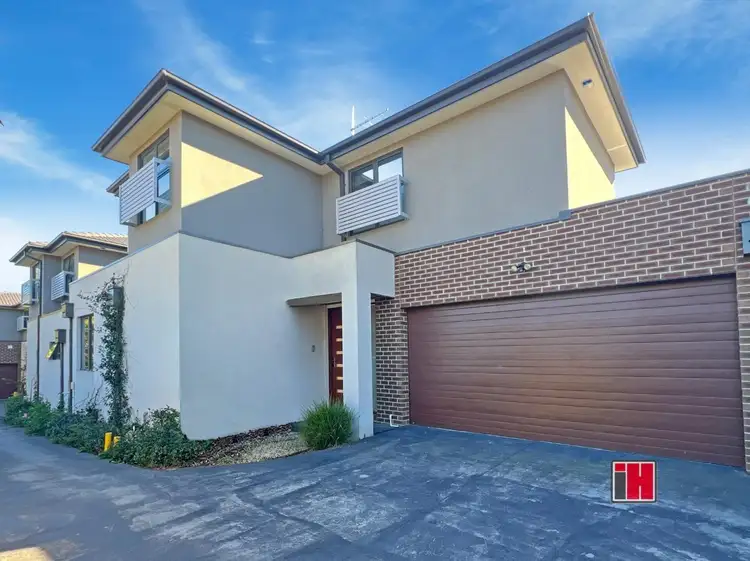 2/4 Fortune Street, Box Hill North VIC 3129