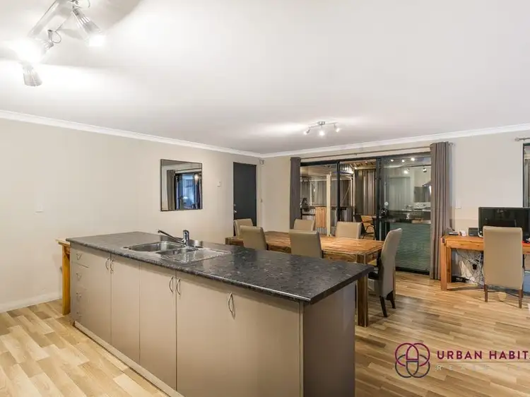 Second view of Homely house listing, 5 Chard Grove, Leda WA 6170