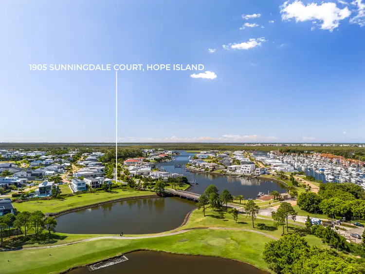 1905 Sunningdale Court, Hope Island QLD 4212