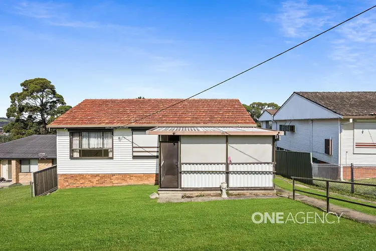 89 Beatus Street, Unanderra NSW 2526