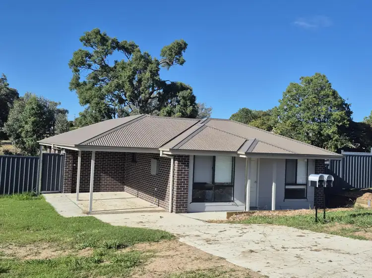 1/8 Terry Drive, Inverell NSW 2360