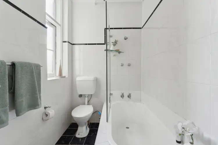 Sixth view of Homely studio listing, 74/5 Darley St, Darlinghurst NSW 2010