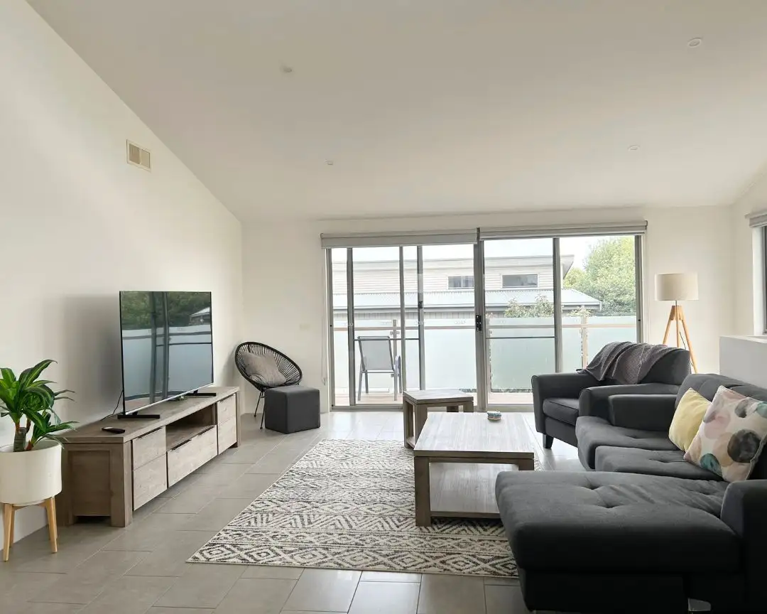 Main view of Homely townhouse listing, 2/16 Hyland Street, Warrnambool VIC 3280