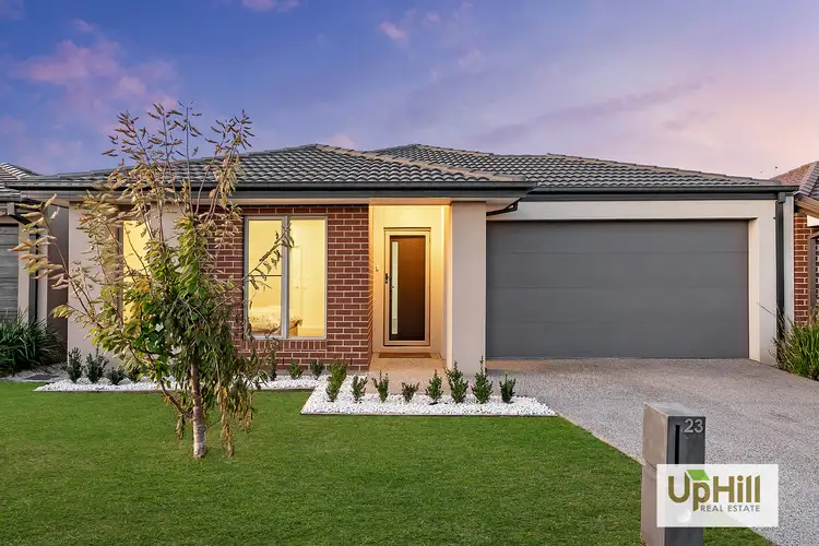 23 Colonnade Street, Clyde North VIC 3978