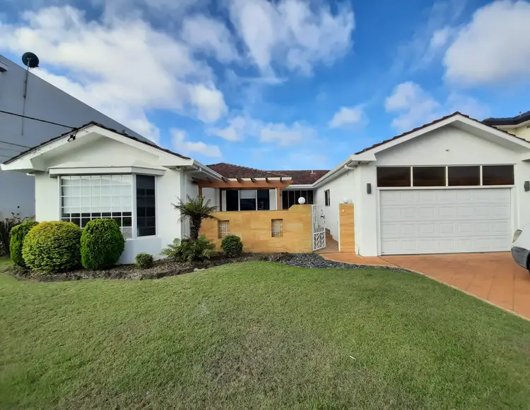 13 Lachlan Avenue, Sylvania Waters NSW 2224