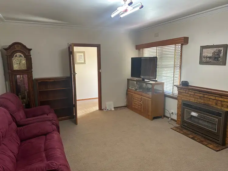 Fifth view of Homely house listing, 3 Benjamin Street, Kangaroo Flat VIC 3555