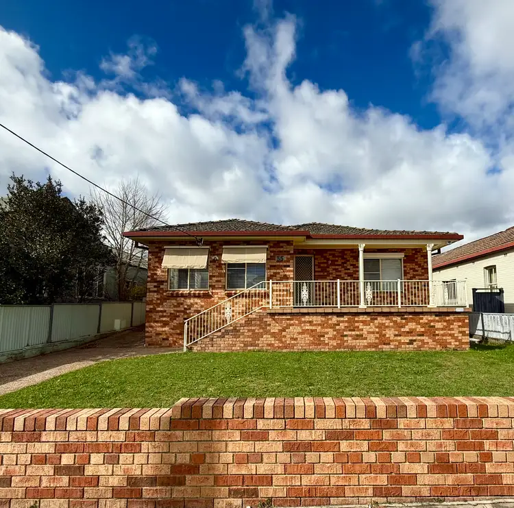 35 Ferro Street, Lithgow NSW 2790