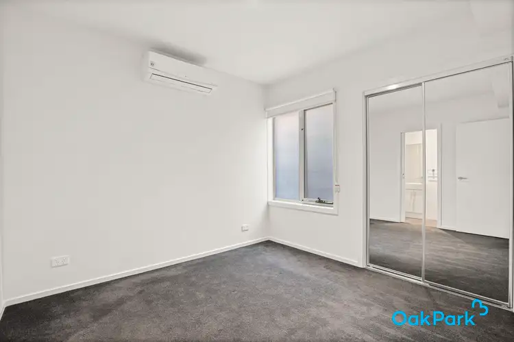 Sixth view of Homely townhouse listing, 2/98 Snell Grove, Oak Park VIC 3046