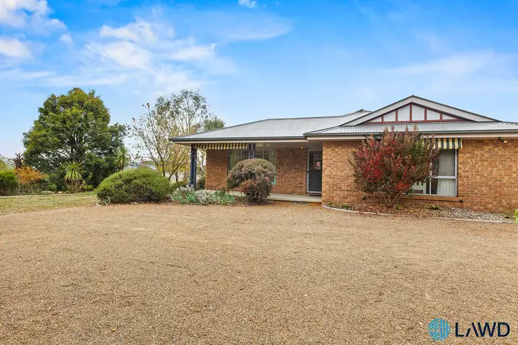 16 Shearsby Crescent, Yass NSW 2582