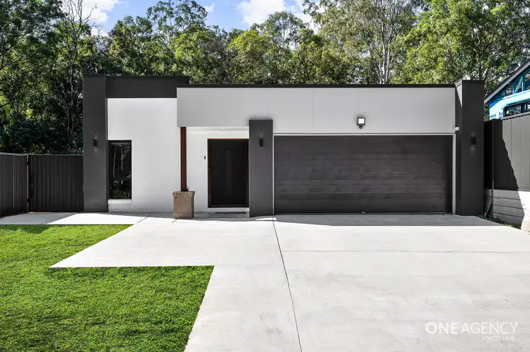 12 Falkland Street West, Heathwood QLD 4110