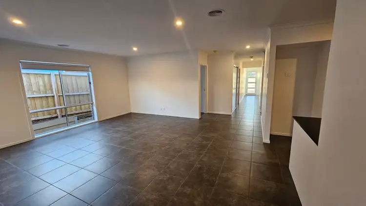 41 Flag Boulevard, Tarneit VIC 3029