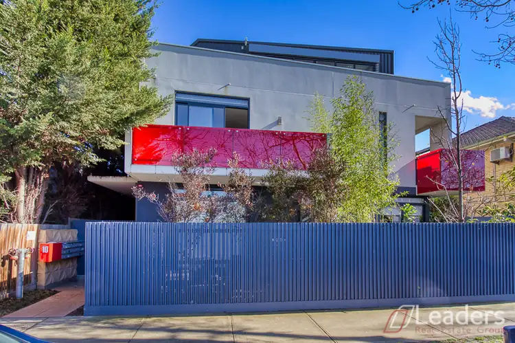 8/10 Docker Street, Elwood VIC 3184