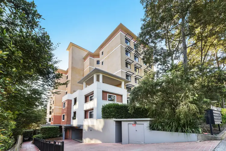 28/6-8 College Crescent, Hornsby NSW 2077