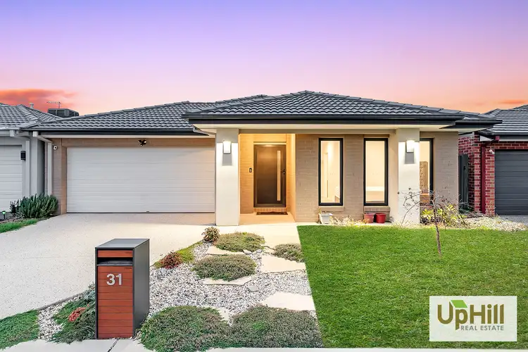31 Thulian Street, Clyde North VIC 3978