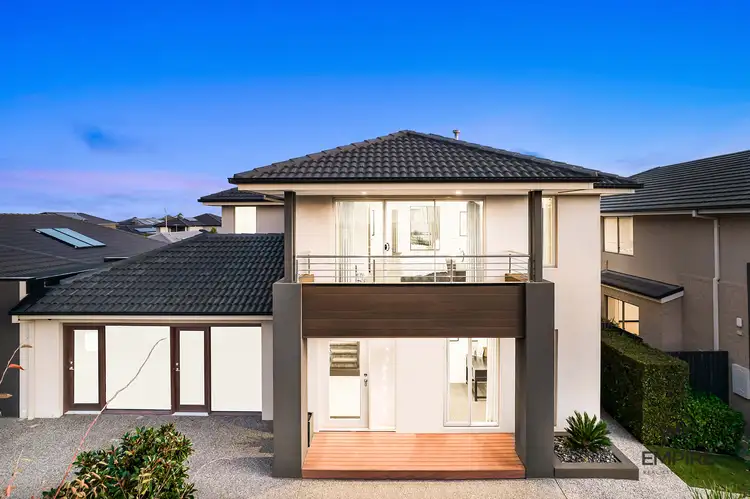 32 Waterman Drive, Clyde VIC 3978