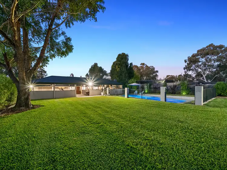 3 Amor Drive, Mansfield VIC 3722