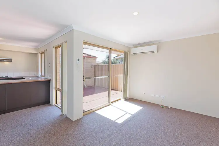 Fifth view of Homely villa listing, 4/9 Cooper Street, Midland WA 6056