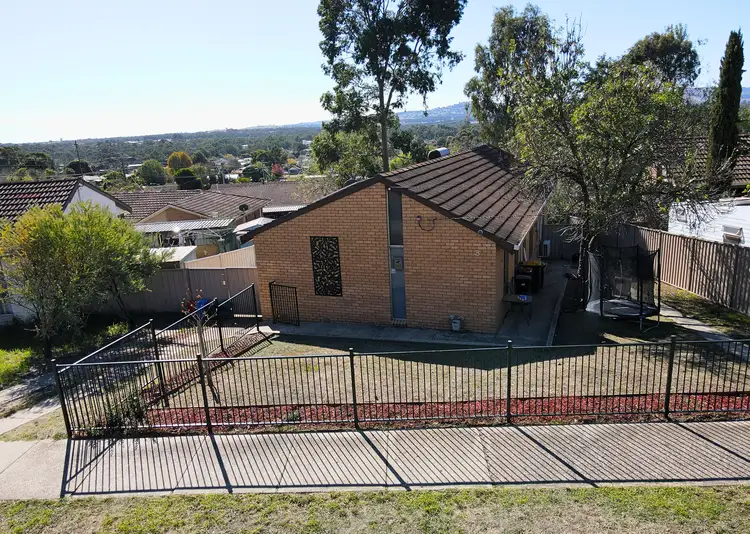 3 KITCHENER CRESCENT, Seymour VIC 3660