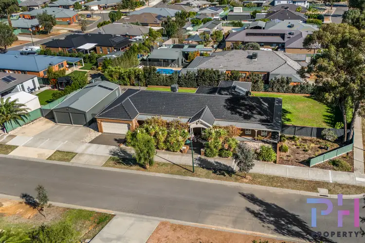 18 Arlington Court, Maiden Gully VIC 3551