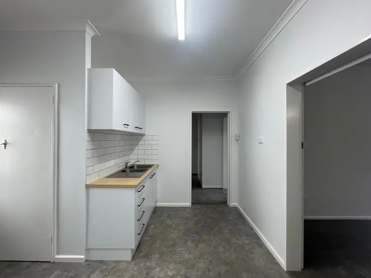 Fourth view of Homely unit listing, 357 Tarakan Avenue, North Albury NSW 2640