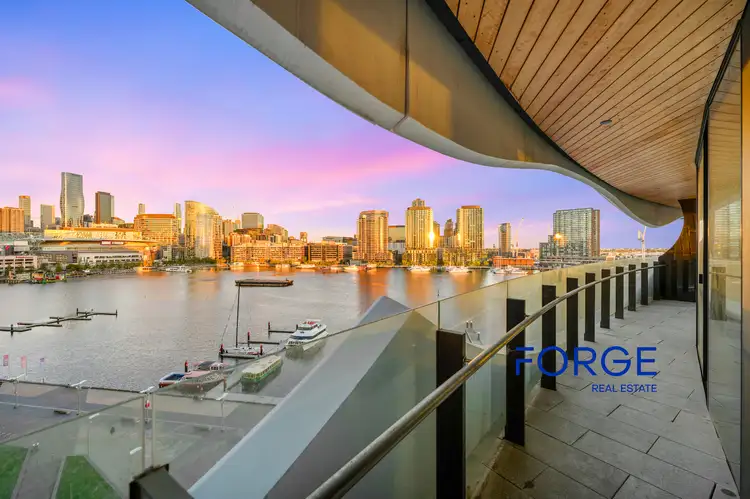 806/2 Glenti Place, Docklands VIC 3008