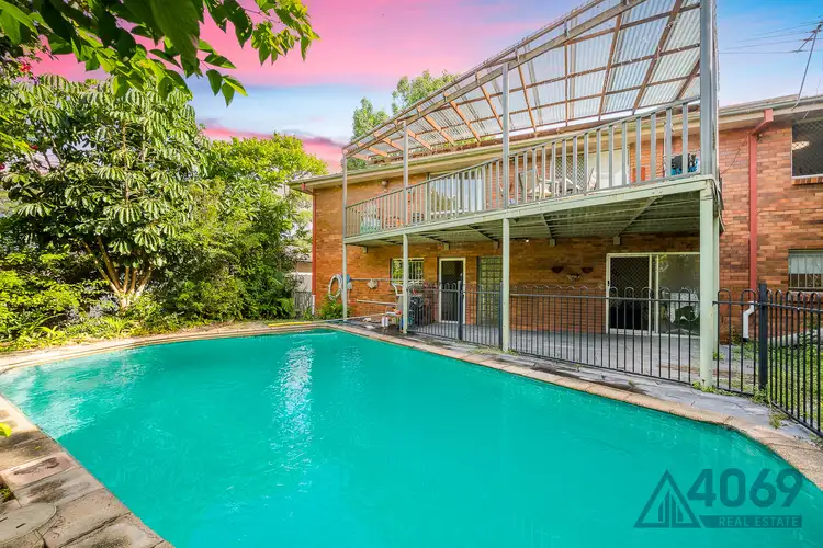 26 Kersley Road, Kenmore QLD 4069
