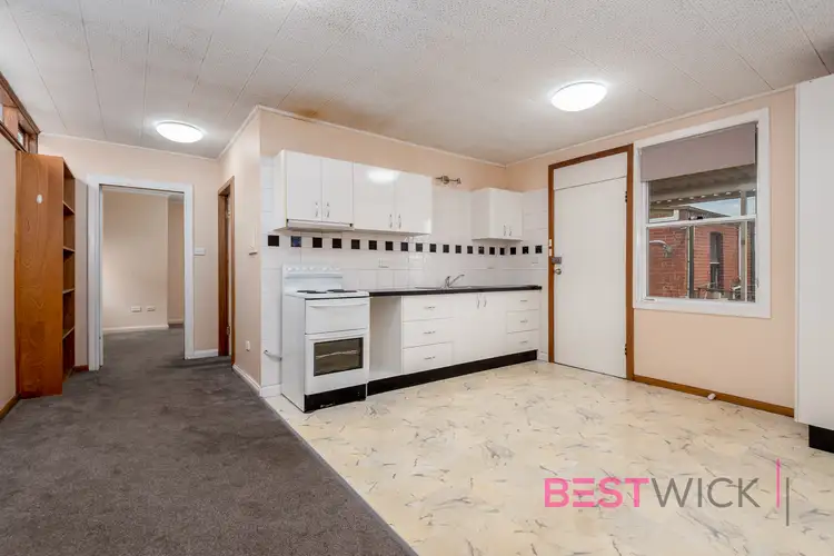 2/235 Russell Street, Bathurst NSW 2795