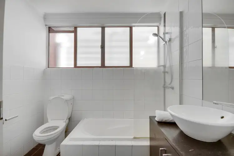 Fifth view of Homely unit listing, Unit 1/5 Creek Street, East Toowoomba QLD 4350