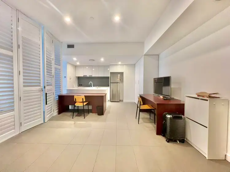 2203/10 Trinity Street, Fortitude Valley QLD 4006